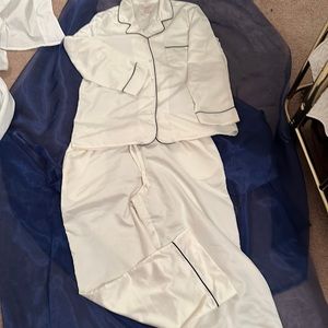 Women’s white pjs
